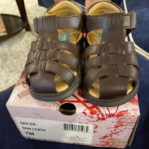 NIB Scott David leather sandals.